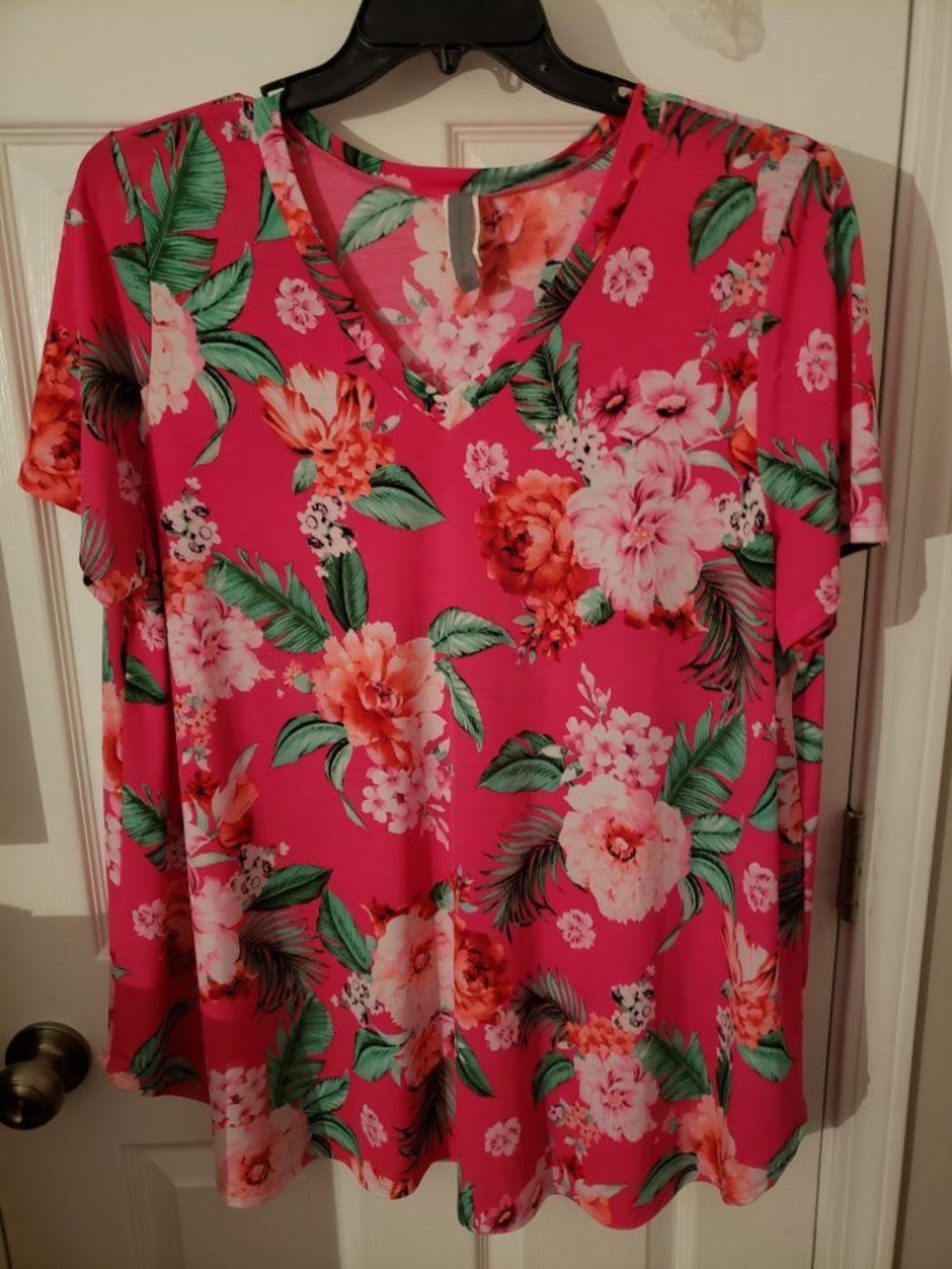 HoneyMe Curvy pink tropical flowered dressy/casual top, 3XL